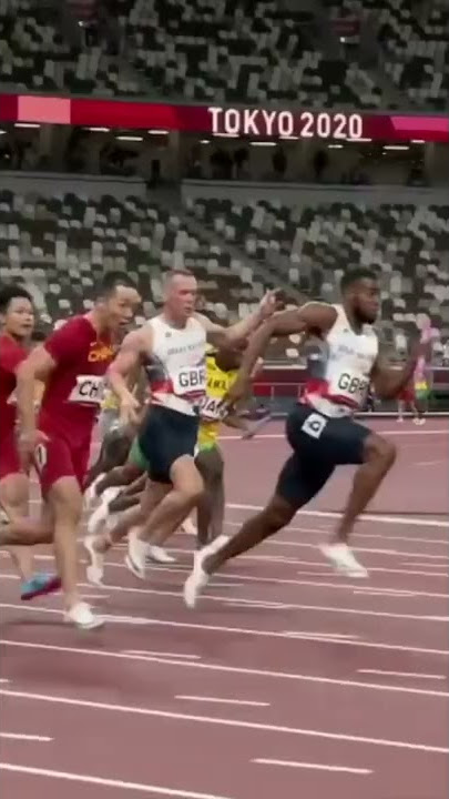 Filippo Tortu INCREDIBLE 4x100m Comeback