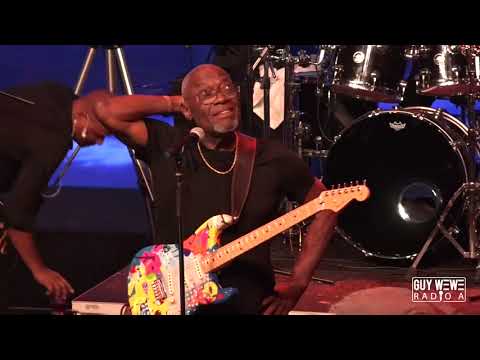 NU LOOK DE ARLY LARIVIÈRE LIVE FEAT JACOB DESVARIEUX