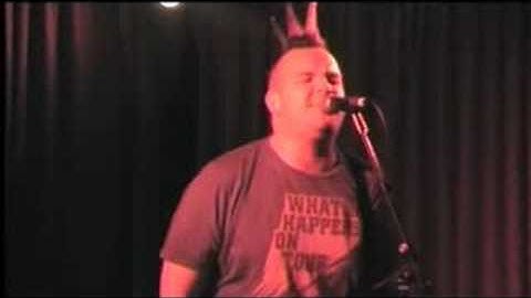 Floating Roach - Why does it always happen to me (live)