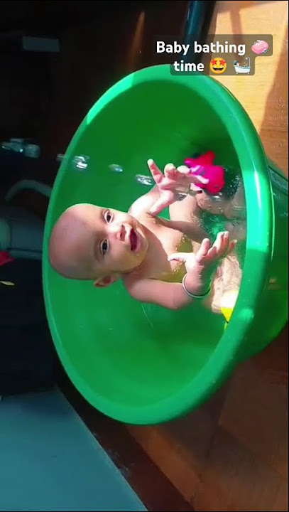 baby bathing TIME 🌈💦 #baby #bath #time #viral #sunny #subscribe #like #song