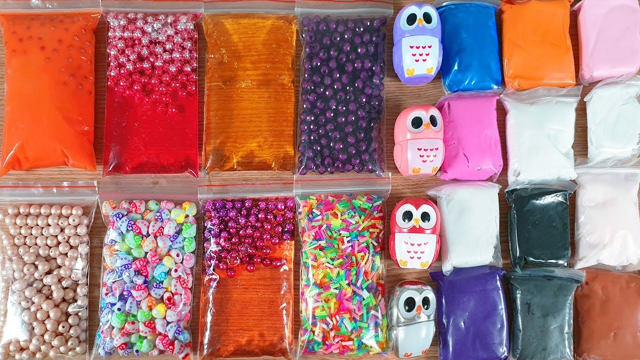 Making Crunchy Slime with bags Lip Balm and Clay