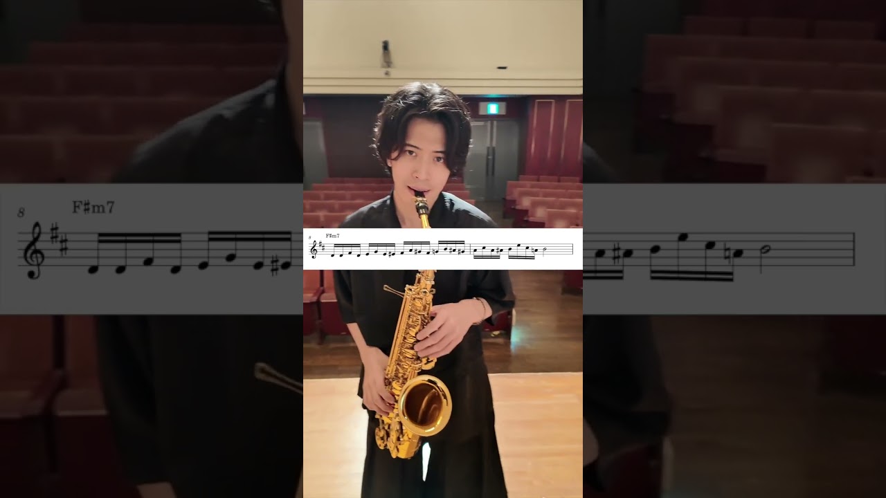 ステージで開場前にケアレスウィスパー吹いてみた
