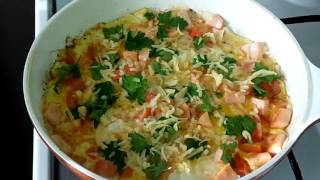 ОБАЛДЕННЫЙ омлет с колбасой помидорами сыром и зеленью! ОБАЛДЕННЫЙ омлет с колбасой помидорами сыром и зеленью!