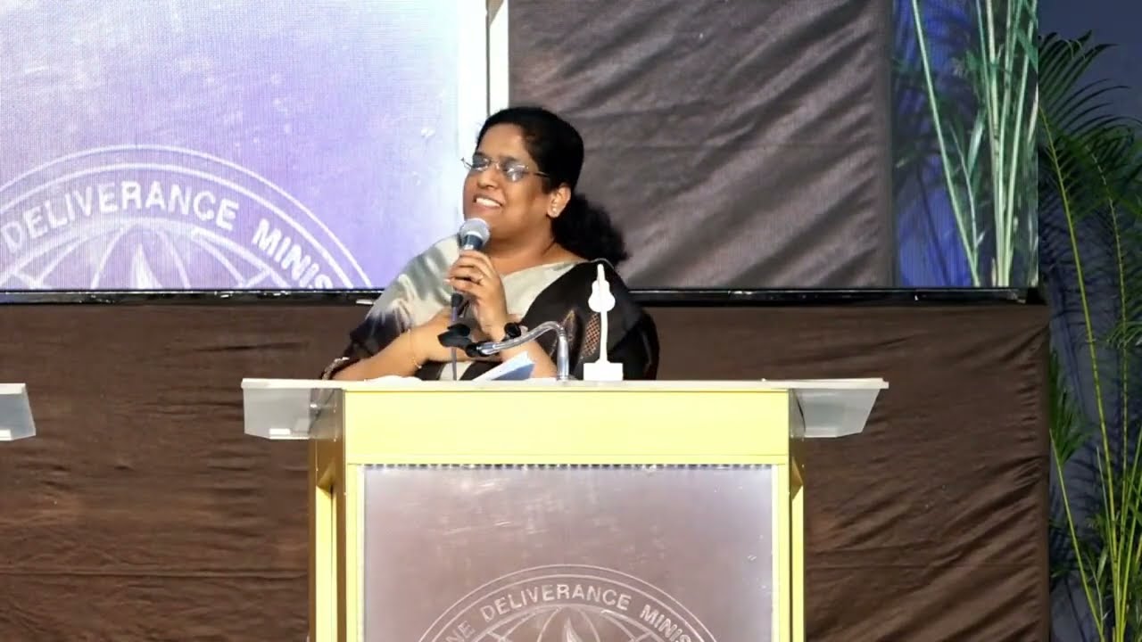 Ashrayavu Neene Yesaya | Revive Hubli 25 | Live Worship | Pas. Leena Prashanth