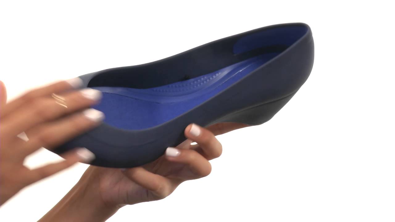 Crocs Lina Wedge SKU:8726805 - YouTube