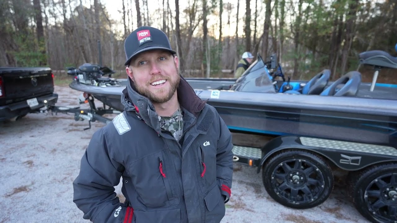 How NOT to pull Out A Treble HOOK! Getting Ready For the First Bassmaster Open!