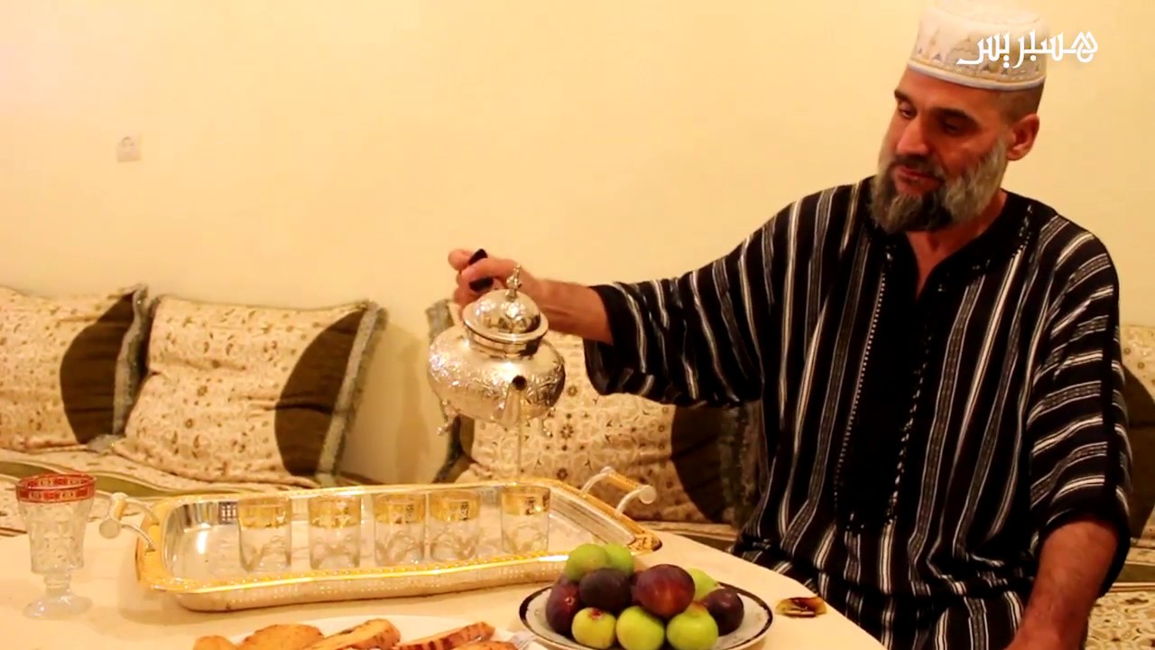 بوشتى الشارف: أخطأت في حق الملك .. وإجلاسي على 