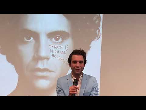 Mika, Sanremo e le sue vacanze in Italia