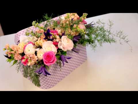 Video: Aranjament Floral Dominat De Phlox