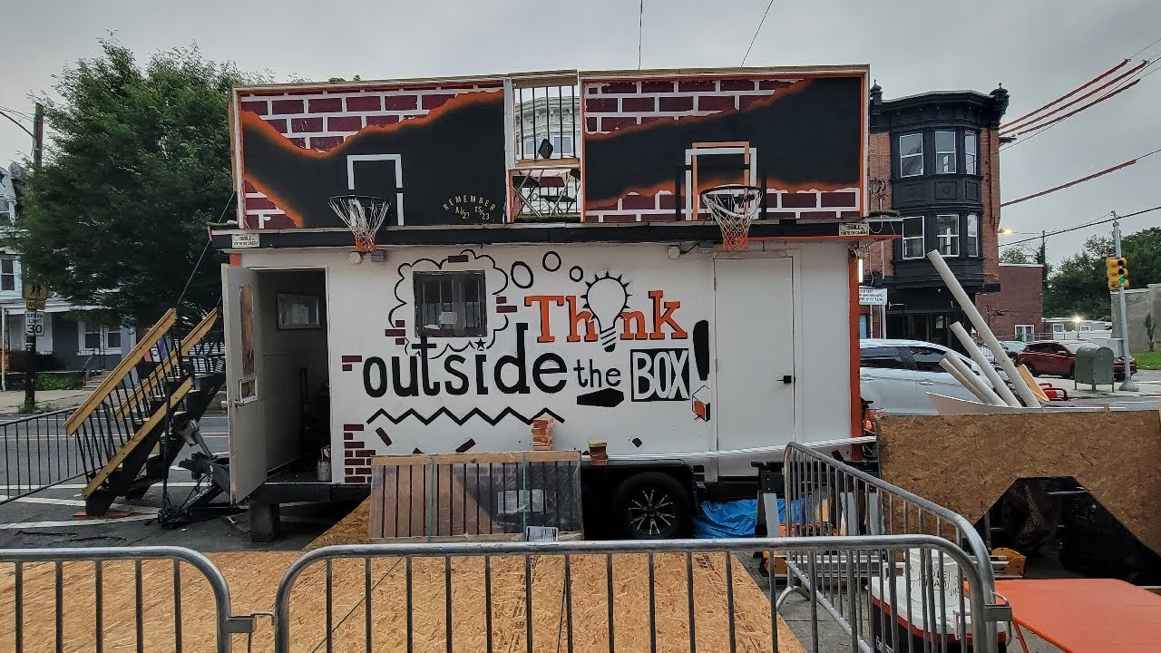 The Early Bird Gets The Worm Morning Show