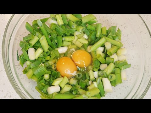 فيديو: كيفية صنع وجبة خفيفة من البصل الأخضر
