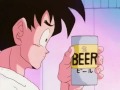 Goku no toma cerveza