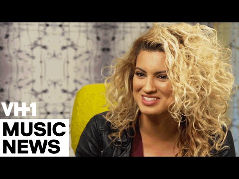 Tori Kelly Takes