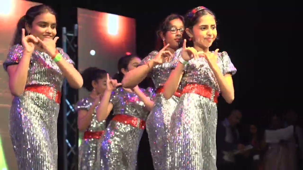 Dance by Little Lionesses YNW04