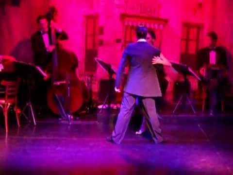 Gisela Seewald y Pablo Ruiz en El Viejo Almacen bailando "Tanguera".AVI