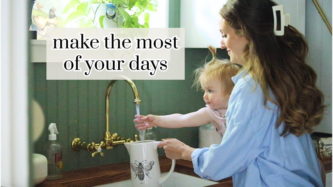 Daily rhythms for a peaceful & productive stay at home life (mom of 4 homemaking habits)
