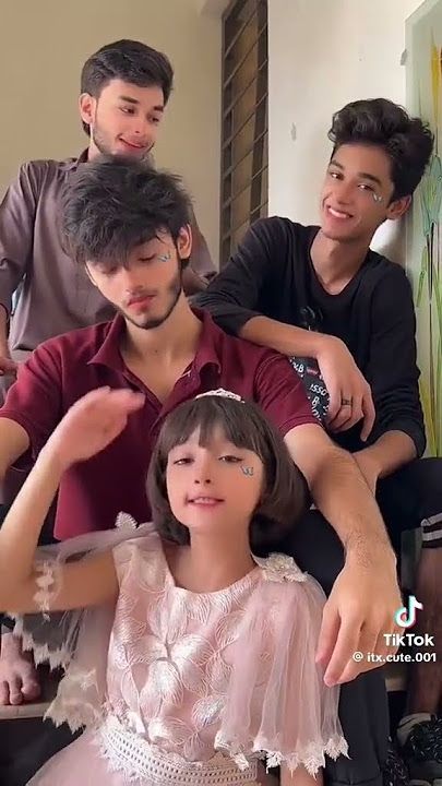 @Ibi Sheikh# viral tiktok video/ with sister and two brothers Bhai soooooo cute #/✌🏻🖤