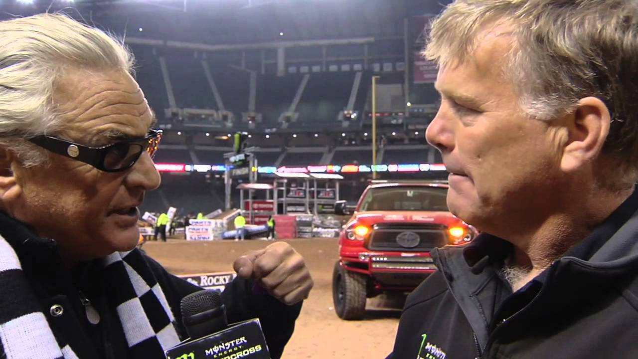 Supercross LIVE! 2013 - Behind the Scenes with Barry Weiss in Phoenix