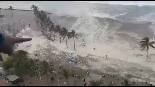 Durban beach closed due to heavy waves 🌊#viral #india #ocean #wave #disaster