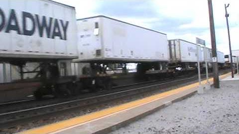 NS EBD intermodal on the Chicago Line in Bryan, OH
