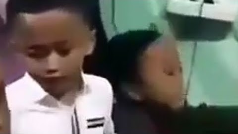 ANAK KECIL PENEMU GOYANG GAGAK VIRAL "ENTAH APA YANG MERASUKIMU"