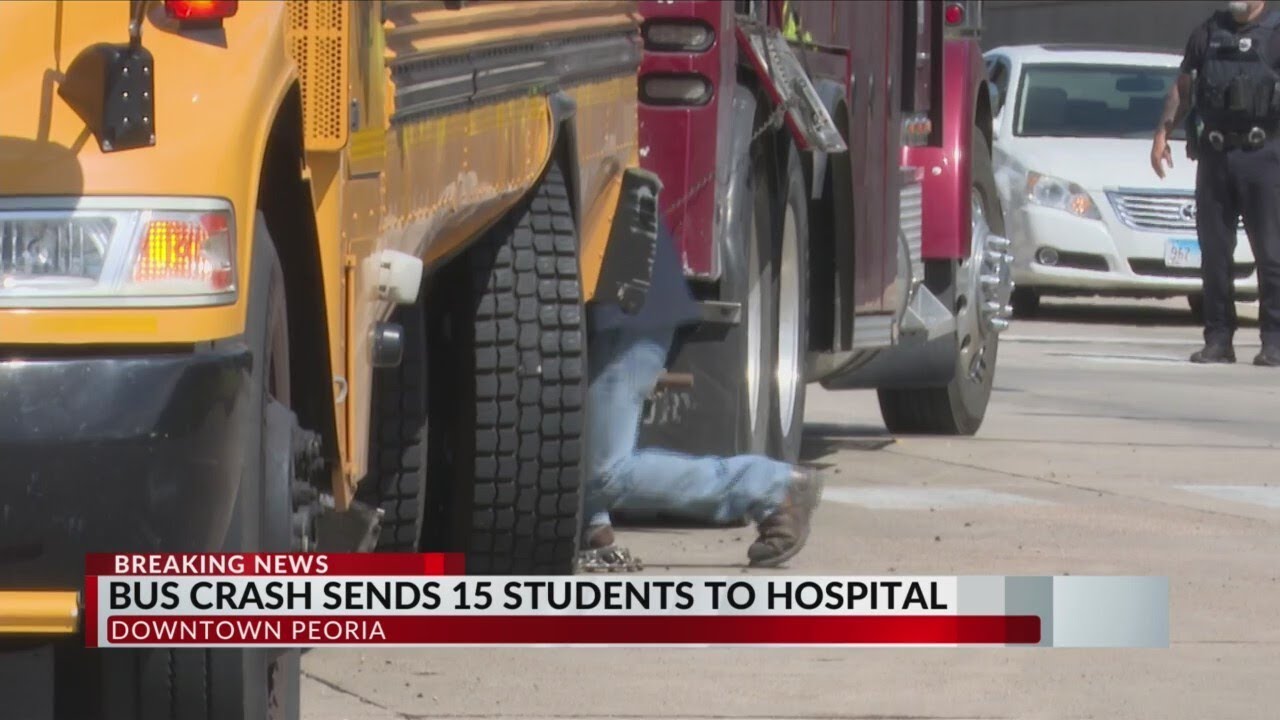 Bus crash sends 15 students to hospital - YouTube