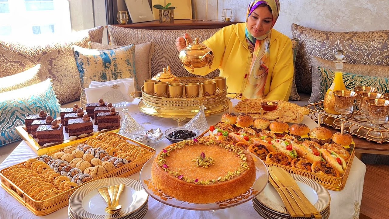 عراضة للكوتي بشهيوت حماقو عليها ضيافي كيك شكولا خطير معلك مملحات من نفس العجين كنافة بكريمة اقتصادية