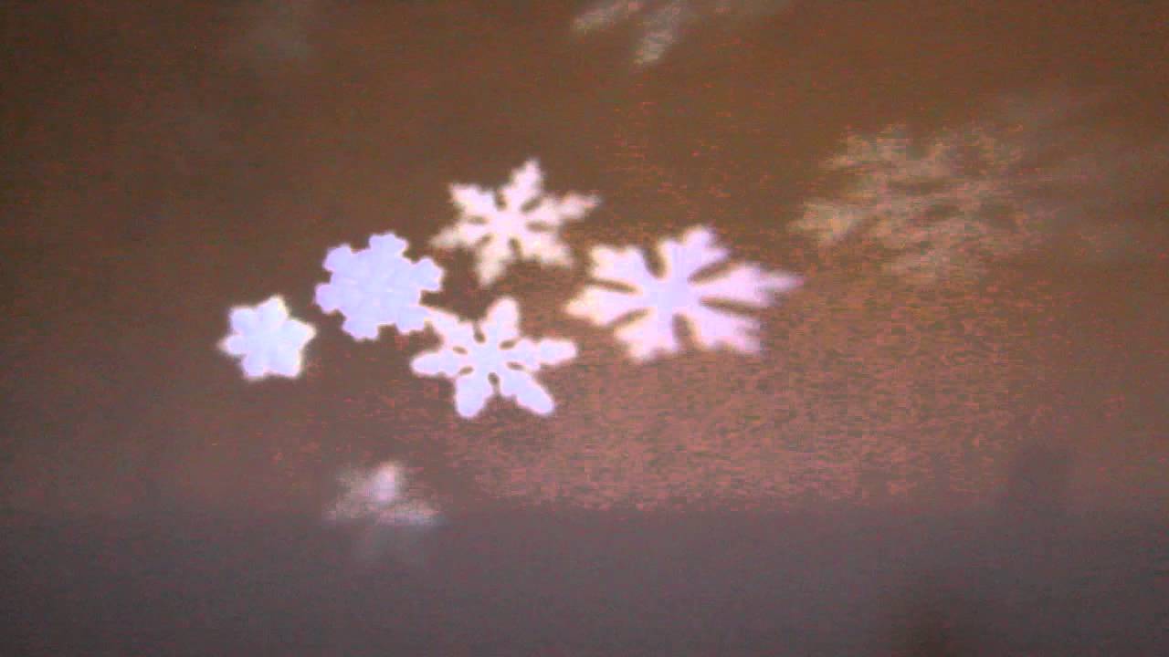 Projecteur De Noel Flocons Led Blanc Froid Izaneo Youtube