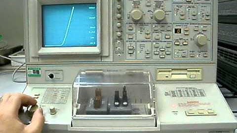 カーブ・トレーサー(370B)で順方向特性を測定する