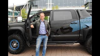 Ben collins (the ex-stig from bbc's top gear) talks about the line-x
tundra 6x6 whilst at automechanika frankfurt. this vehicle has
protection across ...