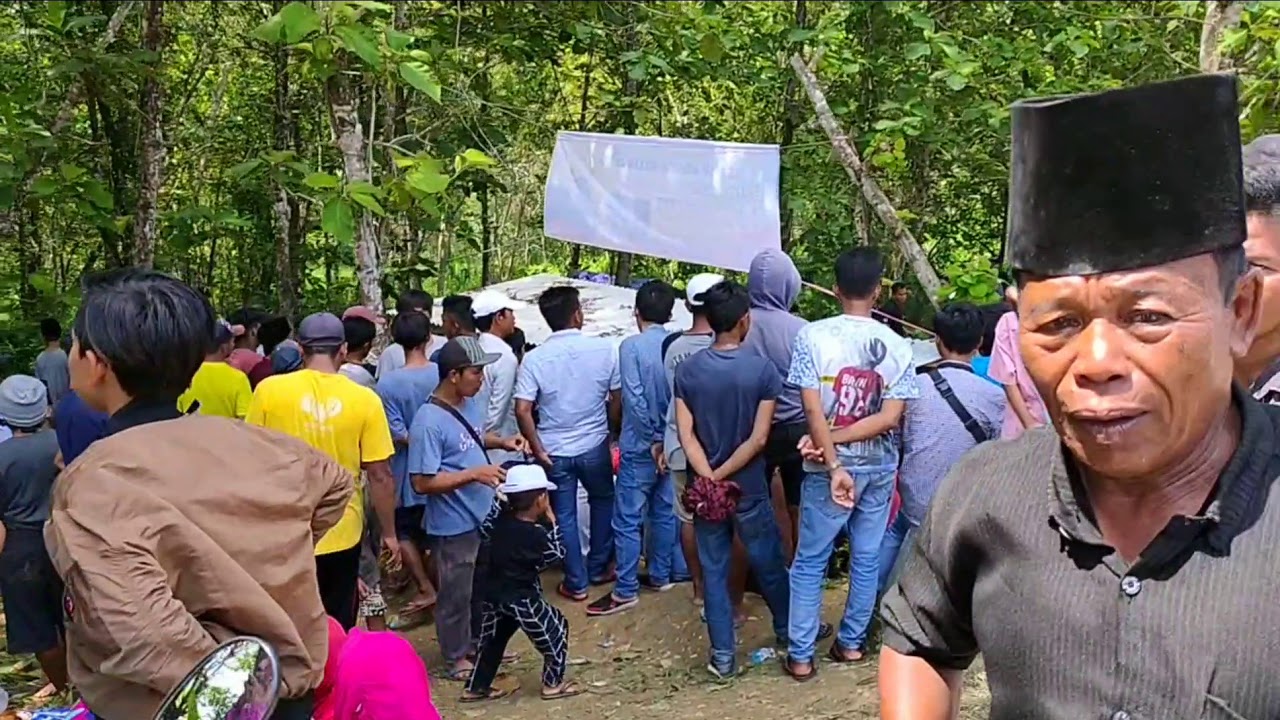 KERAPAN KELINCI FUL SAMA PENONTON.. KESENIAN SUKU MADURA DESA BANGSEREH