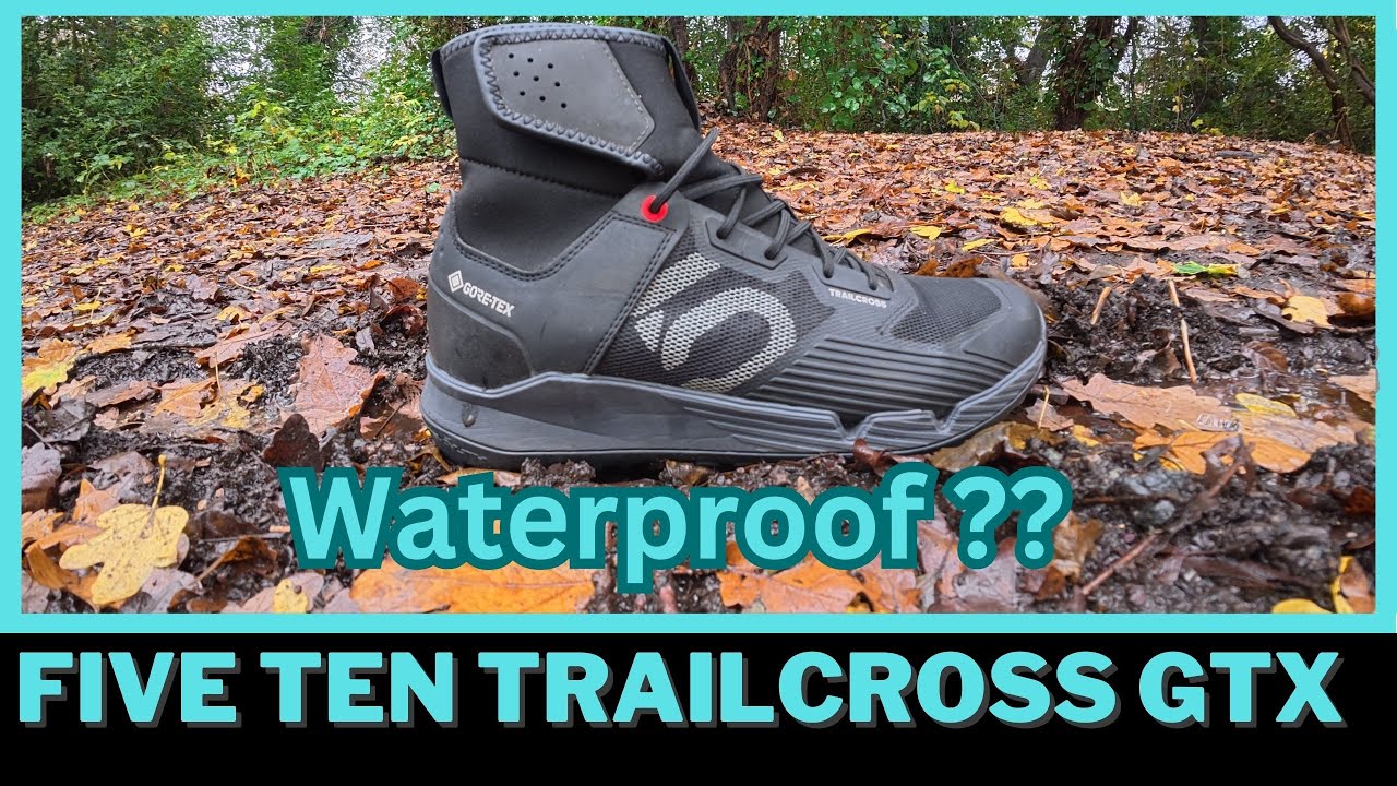5 10 GORE TEX  boots for wet riding