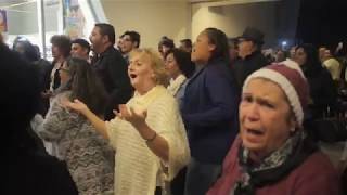 Video thumbnail of "Flash Mob - The lion sleeps tonight - Água Viva Coral - Shopping"