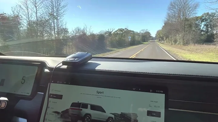 Rivian R1S Launch Edition Crazy 0-60 launch!