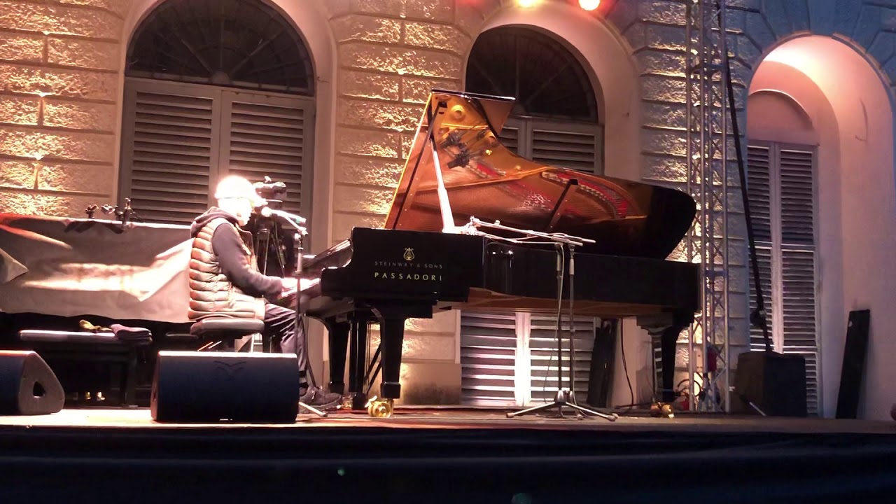 18/05/19 - Alan Clark - Private Investigation