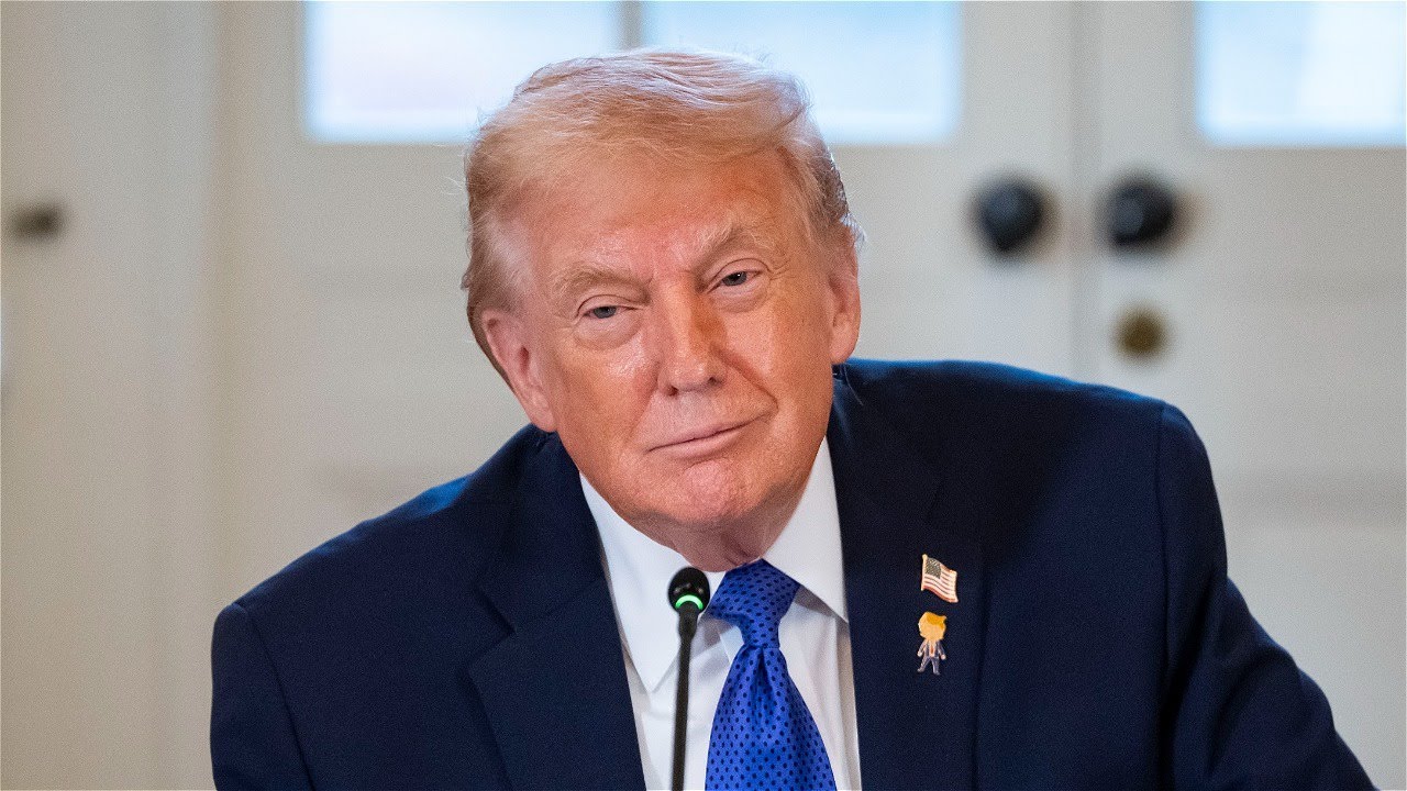 „Nauja diena“. Kodėl JAV siekia valdyti Grenlandiją ir kas laukia NATO?