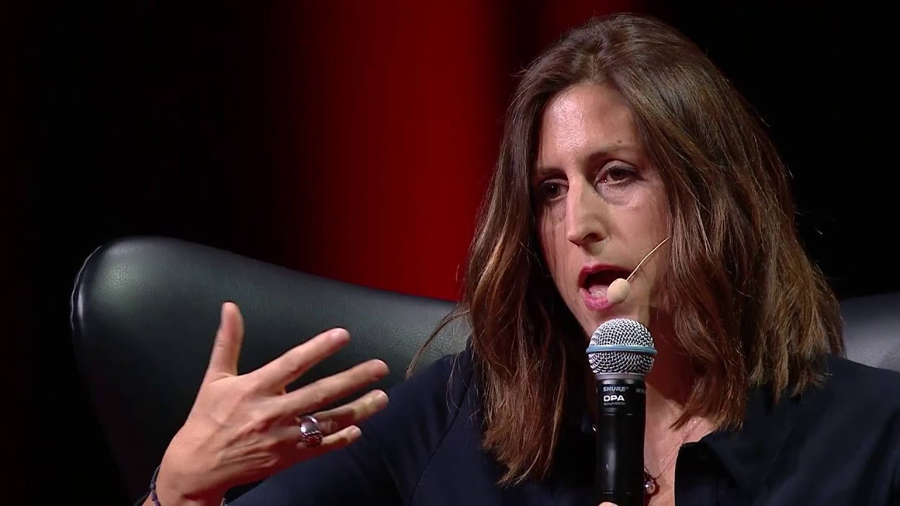 Nonny de la Peña on "The Potential of Virtual Reality" - YouTube