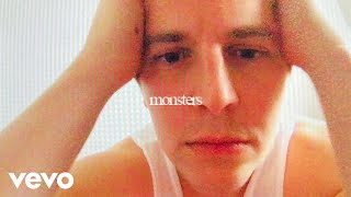 Video thumbnail of "Tom Odell - me and my friends (official audio)"