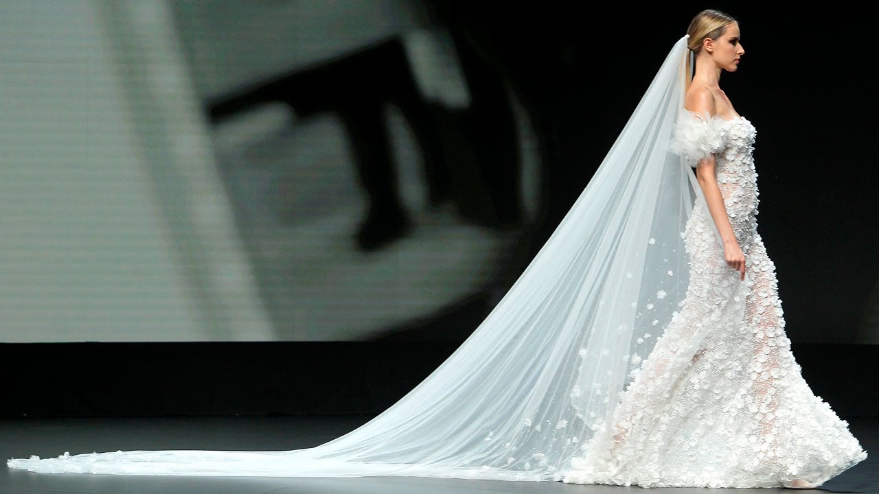 Pronovias | Bridal Spring 2021 | Barcelona Bridal Fashion Week