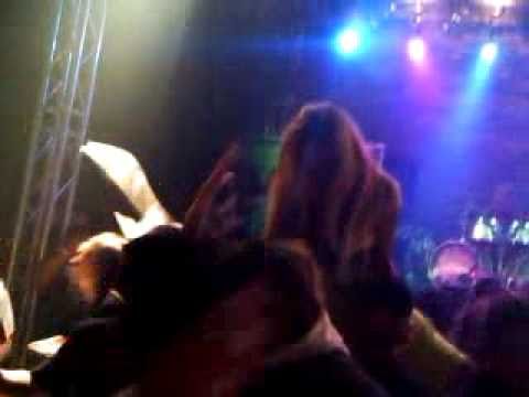 In This Moment live 2011 (circle pit around Maria ...