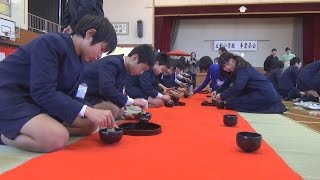 水戸市の小学校で卒業茶会