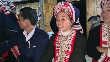 Páo dung đối đáp tại đám cưới dao đỏ Tiên Nguên