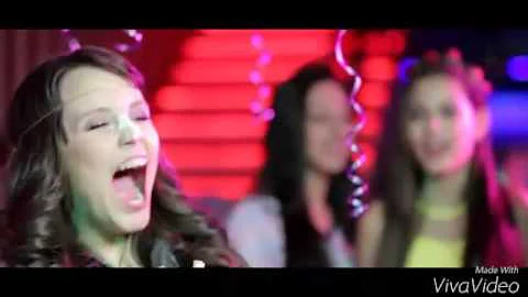 Larissa manoela Fugir agora letra