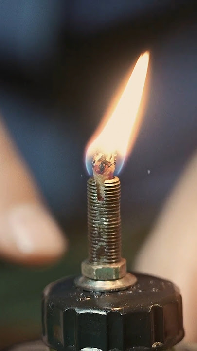 Making Kerosene Lamps in the 90s #interestingthings