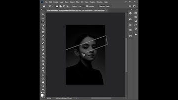 Create Light Rays in Photoshop Tutorial #short #photoshop #photoshoptutorial #adobe #graphicdesign