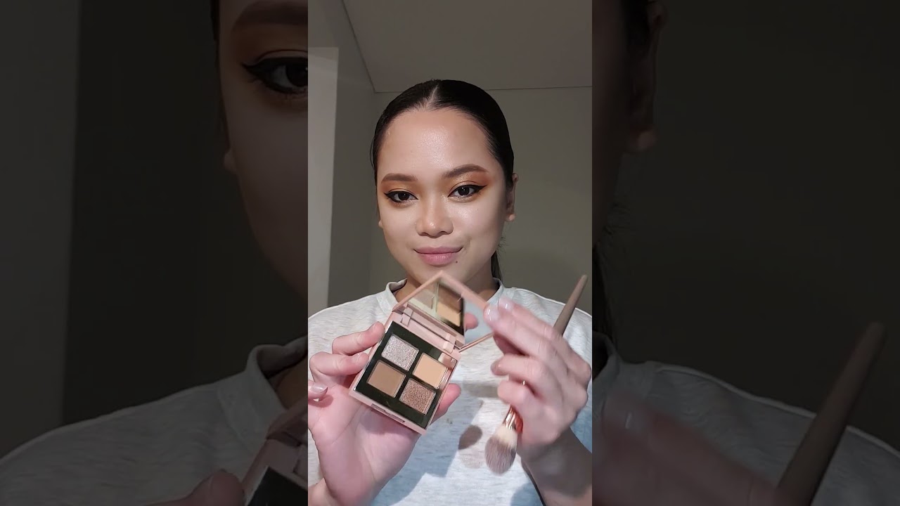 testing the Mellow Cosmetics Aphrodite eyeshadow quad