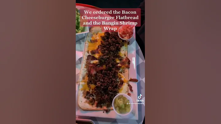 Restaurants in Navarre: Johnny Huston's Grille & Bar