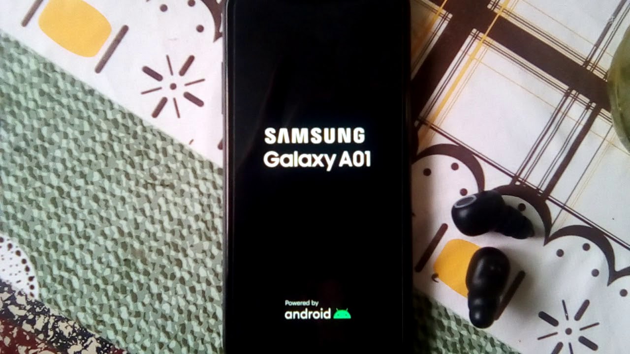Conta Google Samsung Galaxy  A01 Android 10 com fone de ouvido