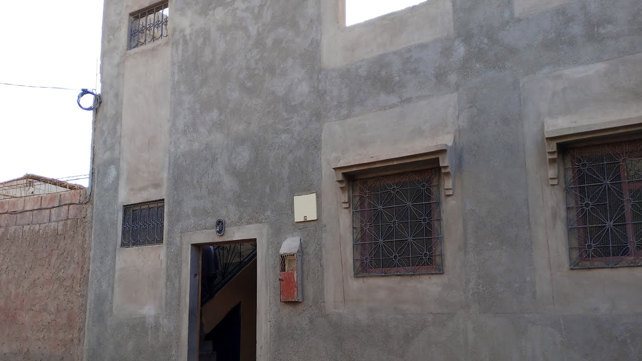 منزل للبيع طريق اوريكة مساحة 100 متر ملكية التمن 16 مليون 0623535610