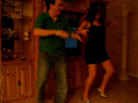 Nacho y Moni Dancing